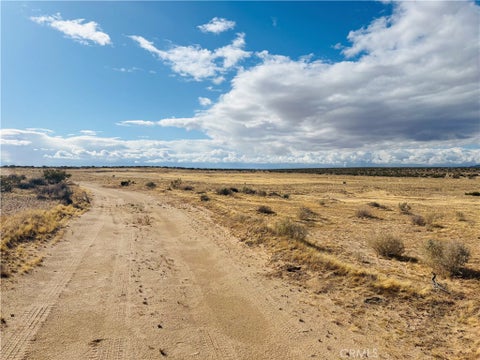 Photo of 10 Timlin Way, California City, CA 93505 (MLS # HD26194360)