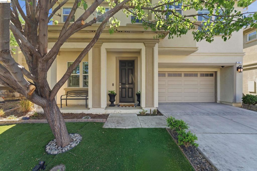 72 Greystone Pl