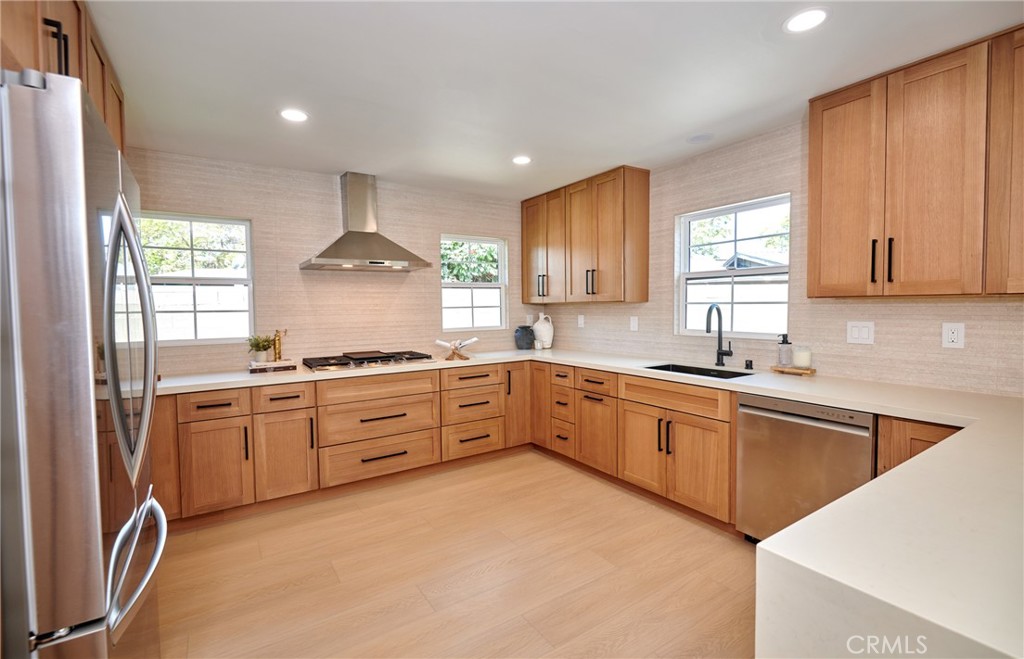 Anaheim Crest (ANCR) - Residential