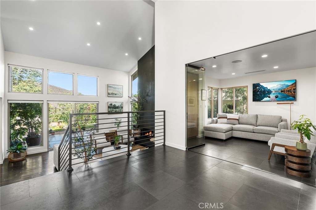 Ridge Townhomes Peters (RP) - Residential