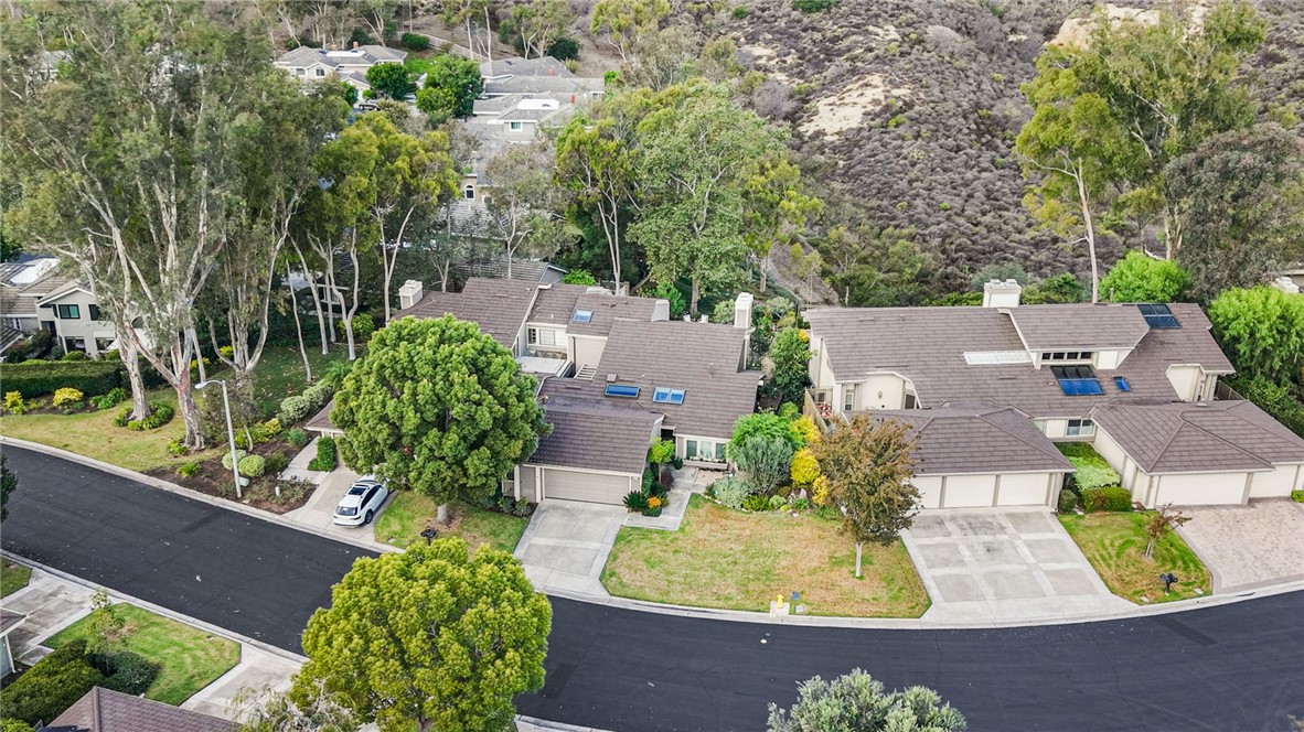 Ridge Townhomes Peters (RP) - Residential