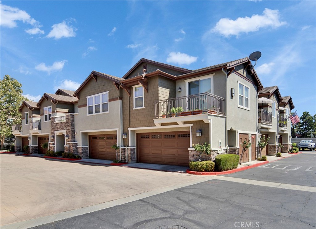 Welcome to this beautifully maintained 3-bedroom, 2.5-bathroom condo located in the vibrant city of Rancho Cucamonga. Built in 2009, this inviting home offers 1,692 square feet of comfortable living space, an attached 2-car garage, and thoughtful upgrades throughout.
Step inside to enjoy new interior paint, abundant natural light, and a well-designed layout featuring ample storage, including a pantry, plenty of kitchen cabinets, and a large storage space under the stairs. The spacious master suite boasts a walk-in closet, plus a master bath with both a bathtub and separate shower.
Enjoy peace and privacy with no home behind you, while the beautiful plumeria tree in the backyard adds a tropical touch. The home also features large-sized rooms, making it ideal for comfortable living
Community amenities include a sparkling pool, spa, BBQ area, playground, and fitness equipment scattered throughout the neighborhood. There’s also plenty of guest parking for your visitors.
The low property tax rate, newer exterior paint, and HOA that covers water, sewer, exterior insurance, roof maintenance, and front courtyard landscaping make this property even more attractive and hassle-free.
Conveniently located near Haven City Market, Victoria Gardens, Ontario Mills, Ontario Airport, and quick access to FWYs 10, 15 & 210 — this home is a rare find!
?? Don’t miss this opportunity to own a charming condo in one of Rancho Cucamonga’s most convenient locations!