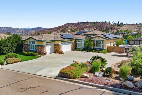 Photo of 8812 Diamondback Dr. DR, Santee, CA 92071 (MLS # 260019941SD)