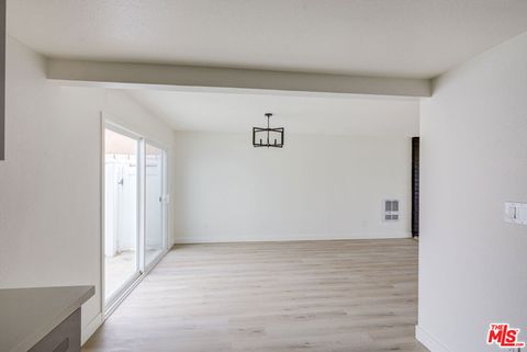 Tiny photo for 1211 Beryl St #A, Redondo Beach, CA 90277 (MLS # 25579983)