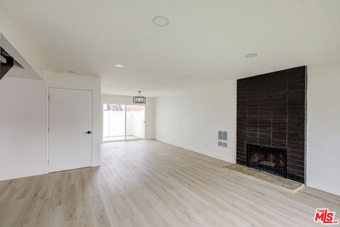 Tiny photo for 1211 Beryl St #A, Redondo Beach, CA 90277 (MLS # 25579983)