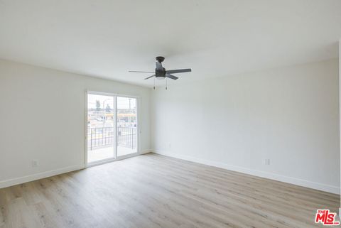 Tiny photo for 1211 Beryl St #A, Redondo Beach, CA 90277 (MLS # 25579983)
