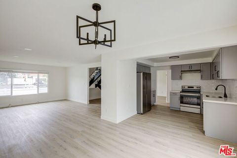 Tiny photo for 1211 Beryl St #A, Redondo Beach, CA 90277 (MLS # 25579983)