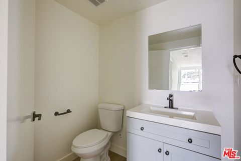 Tiny photo for 1211 Beryl St #A, Redondo Beach, CA 90277 (MLS # 25579983)