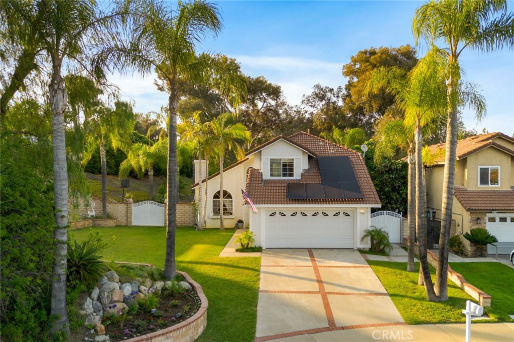 2424 Norte Vista Drive