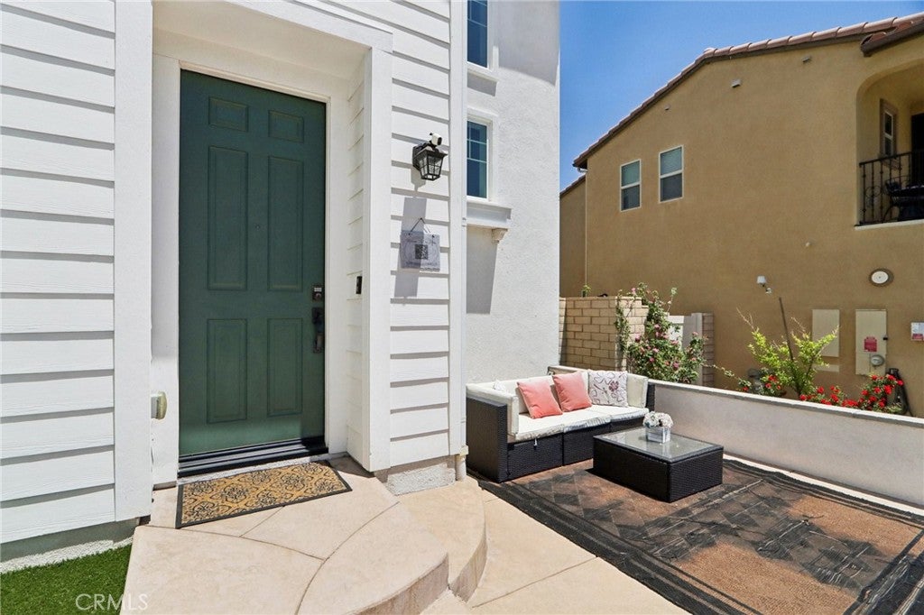 25220 Golden Maple Drive