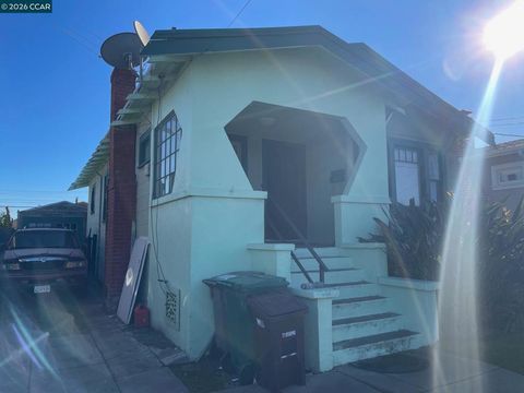 1332 1332 103Rd Ave Oakland CA 94603