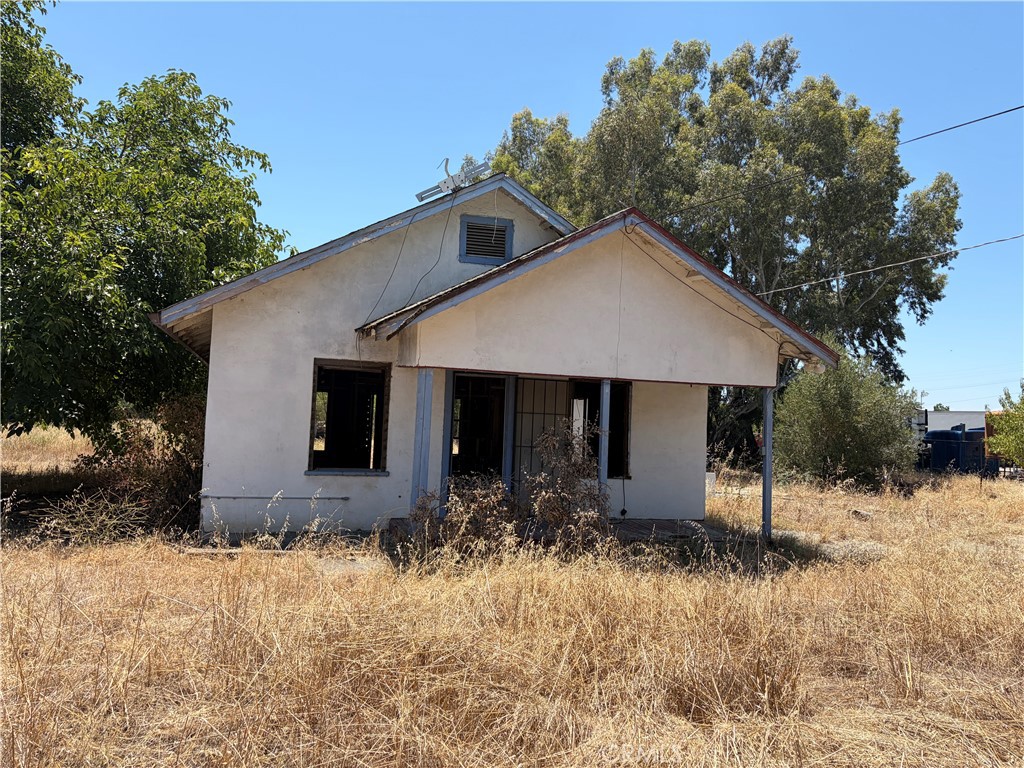 6517 County Road 18