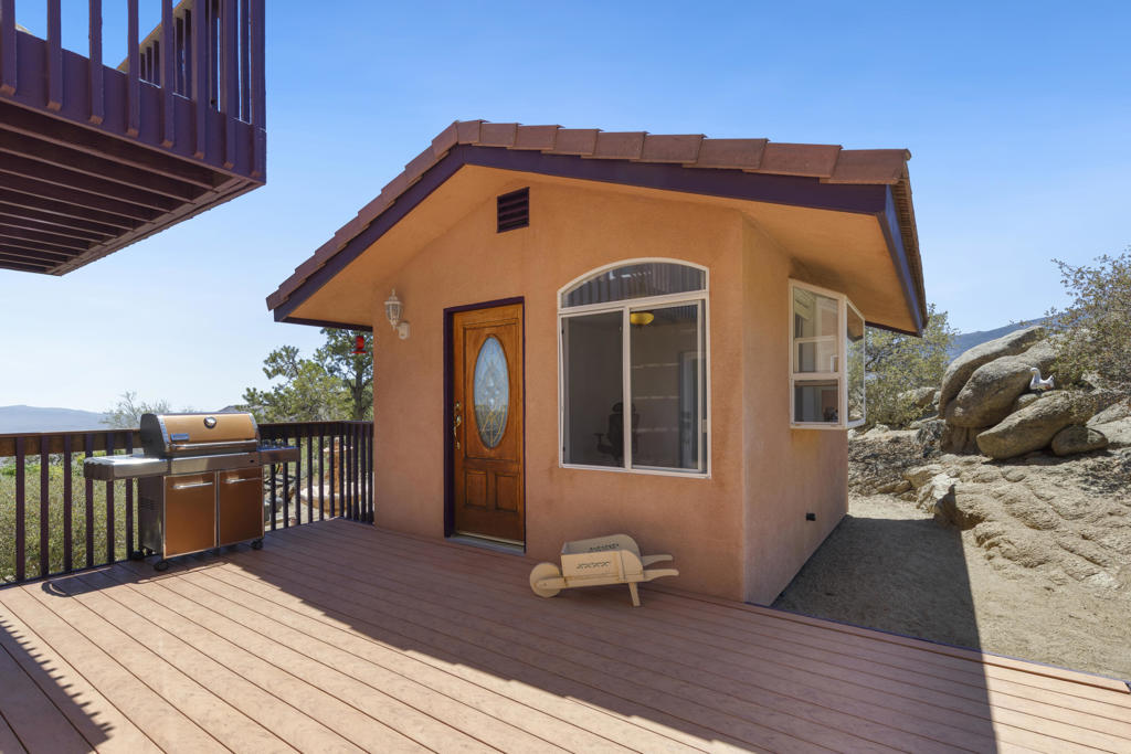 Pinyon Crest - Residential