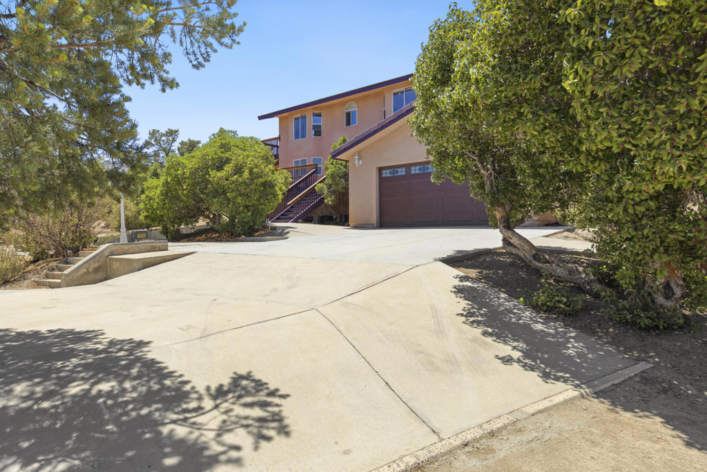 Pinyon Crest - Residential