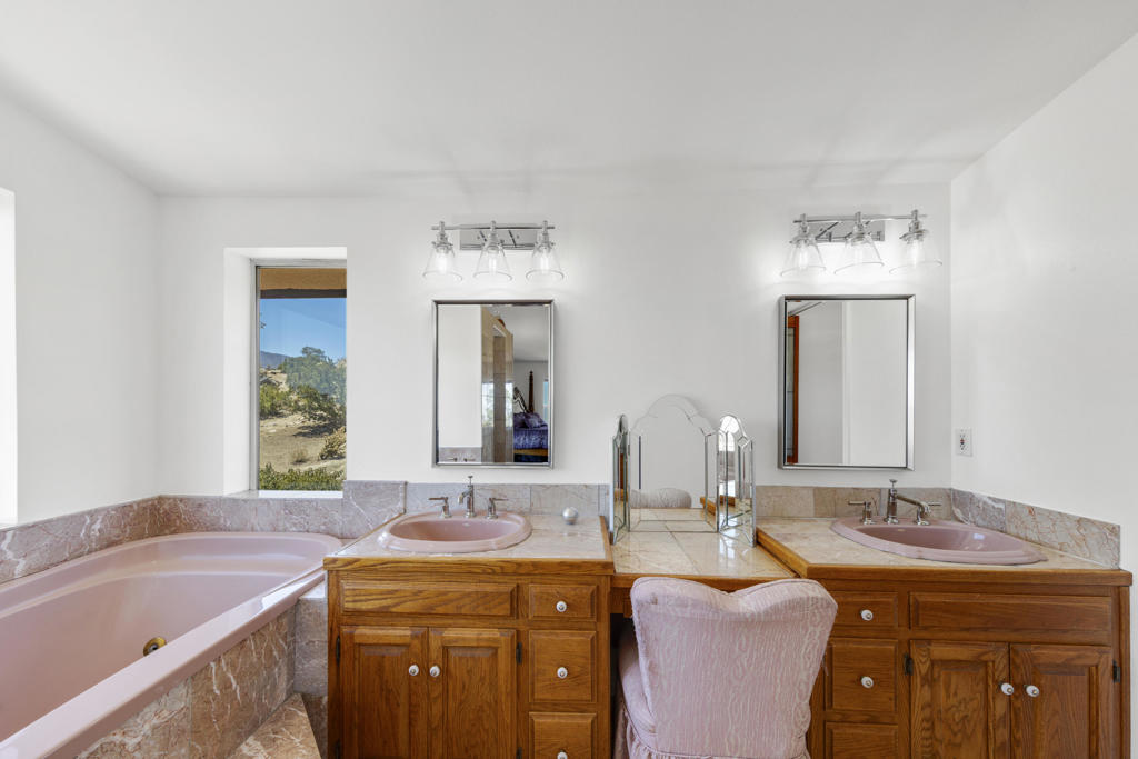 Pinyon Crest - Residential