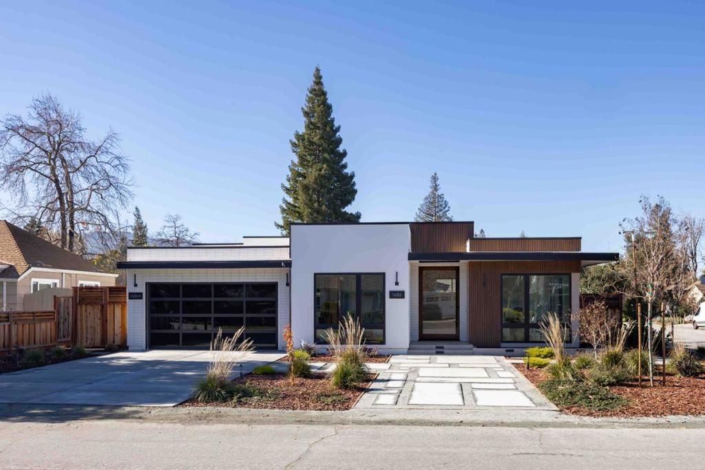 Photo of 1686 Parkhills Avenue, Los Altos, CA 94024 (MLS # ML82031931)