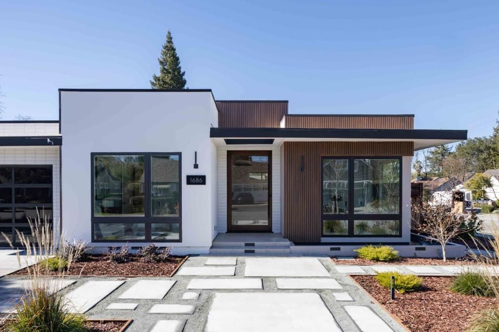 Photo of 1686 Parkhills Avenue, Los Altos, CA 94024 (MLS # ML82031931)