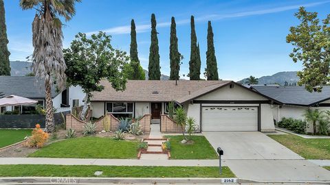 Photo of 2162 Emmett AVE, Simi Valley, CA 93063 (MLS # SR26117136)