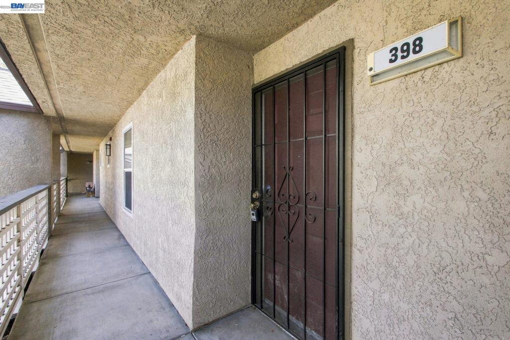 713 Canonbury Way 398