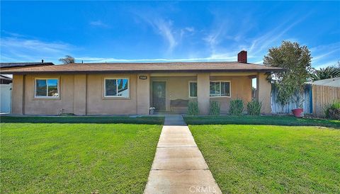 Photo of 22393 De soto st St, Grand Terrace, CA 92313 (MLS # CV26048235)