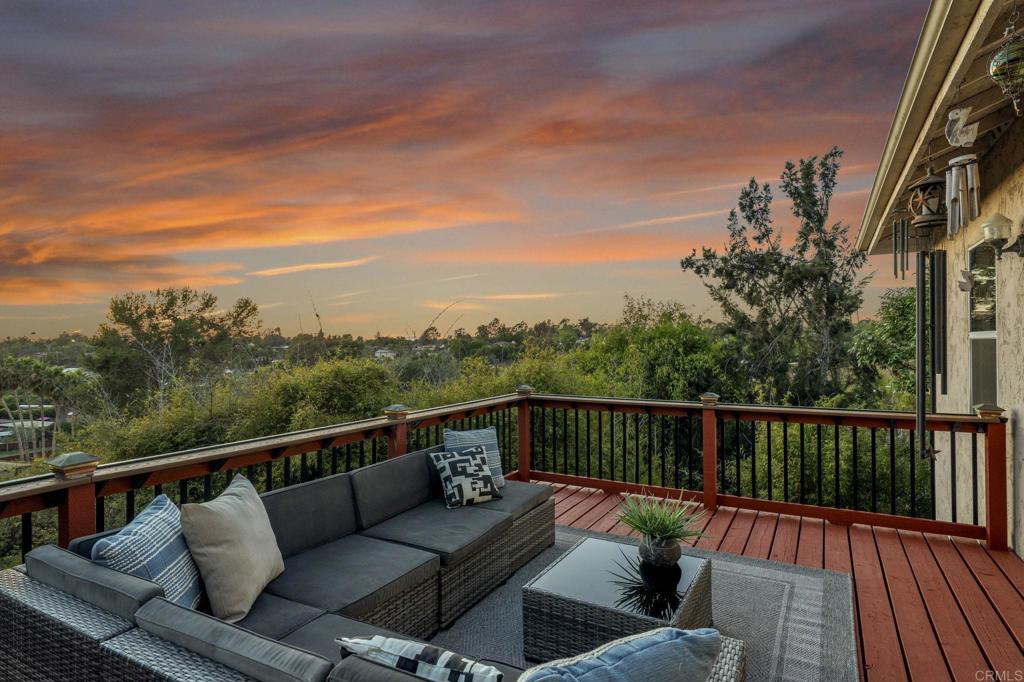 1021 Marine View Drive