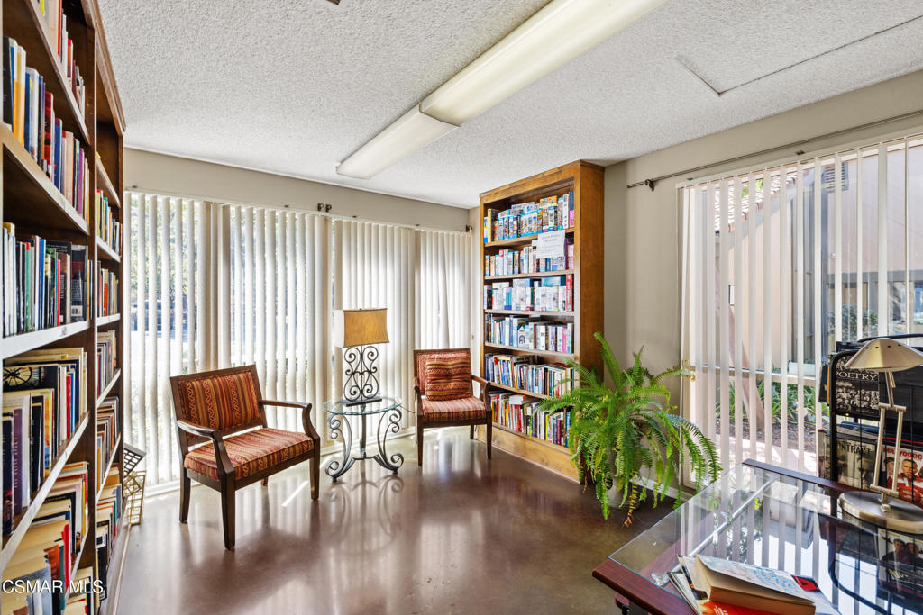 Oaknoll Villas-314 - 1002792 - Residential