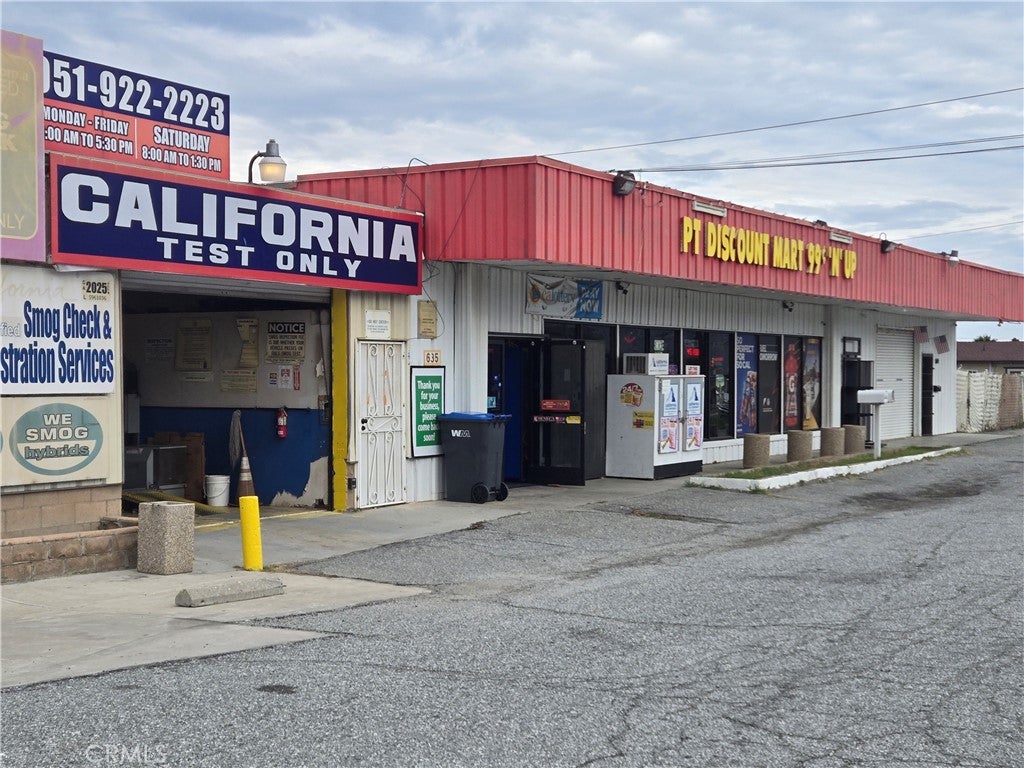 635 E Ramsey