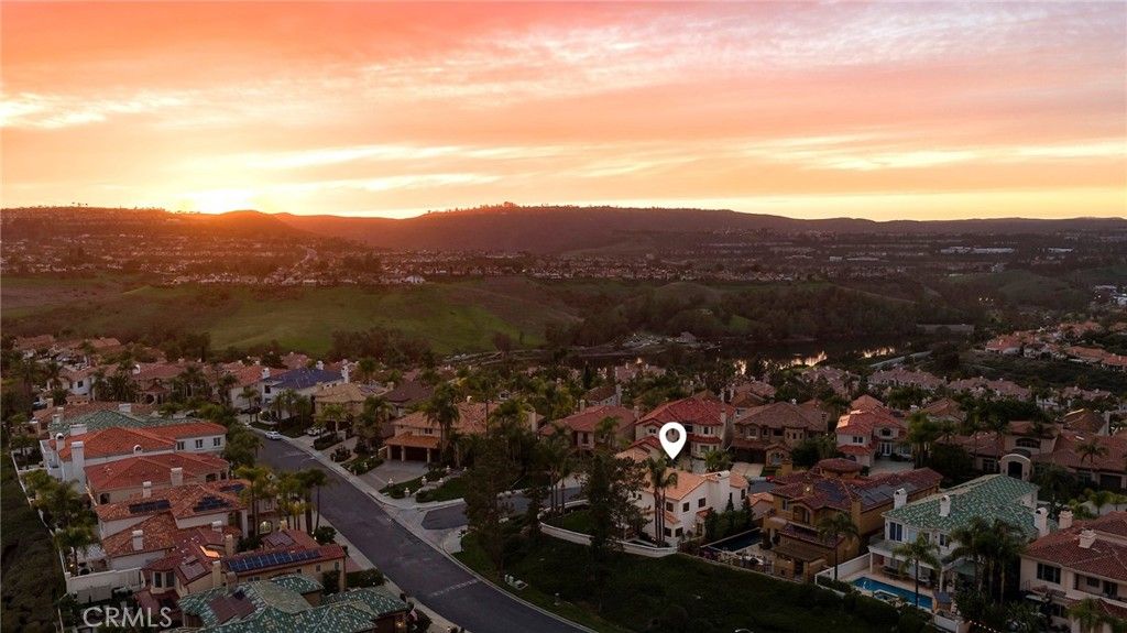 Photo of 14 San Rafael, Laguna Niguel, CA 92677 (MLS # OC26032779)