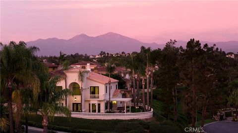 Photo of 14 San Rafael, Laguna Niguel, CA 92677 (MLS # OC26032779)