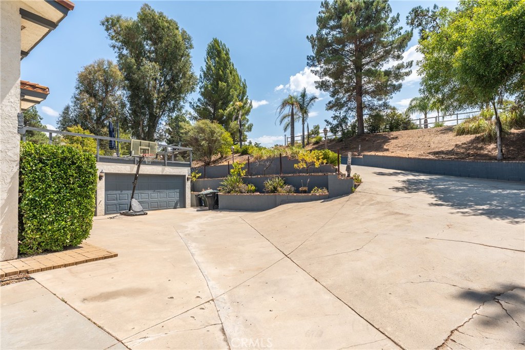 30276 Via Val Verde