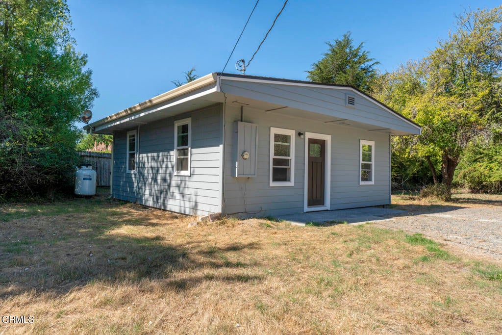 19260 Summers Lane