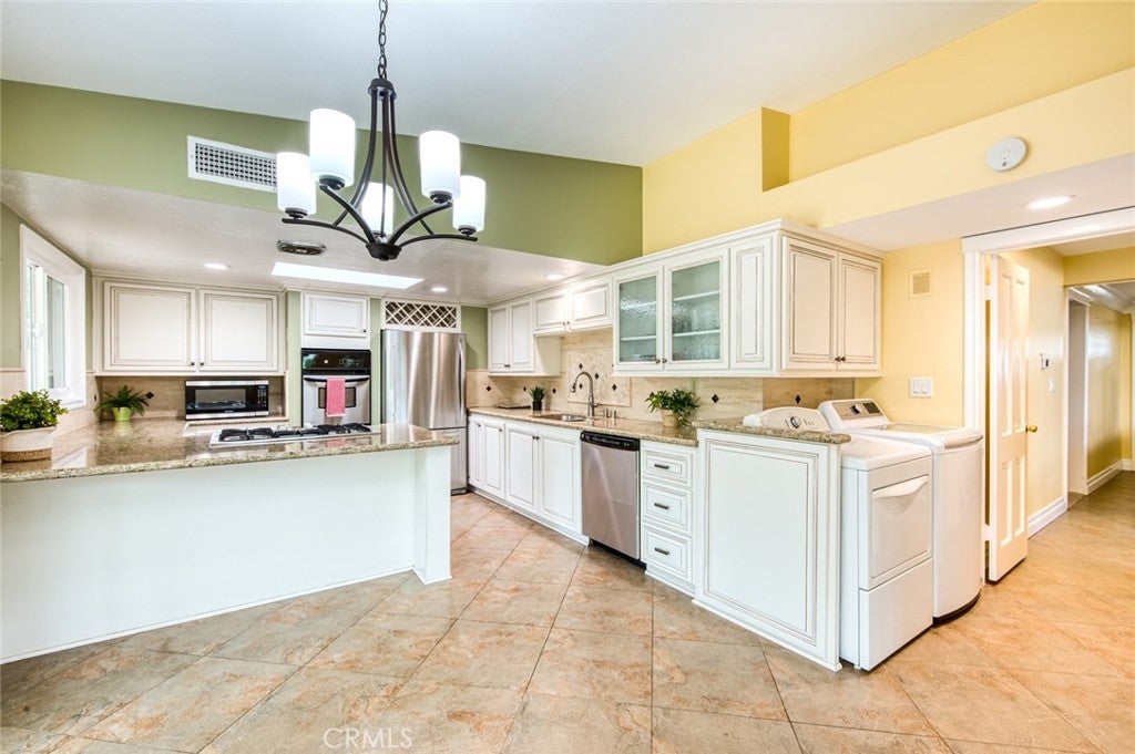 1192 Foothill Boulevard