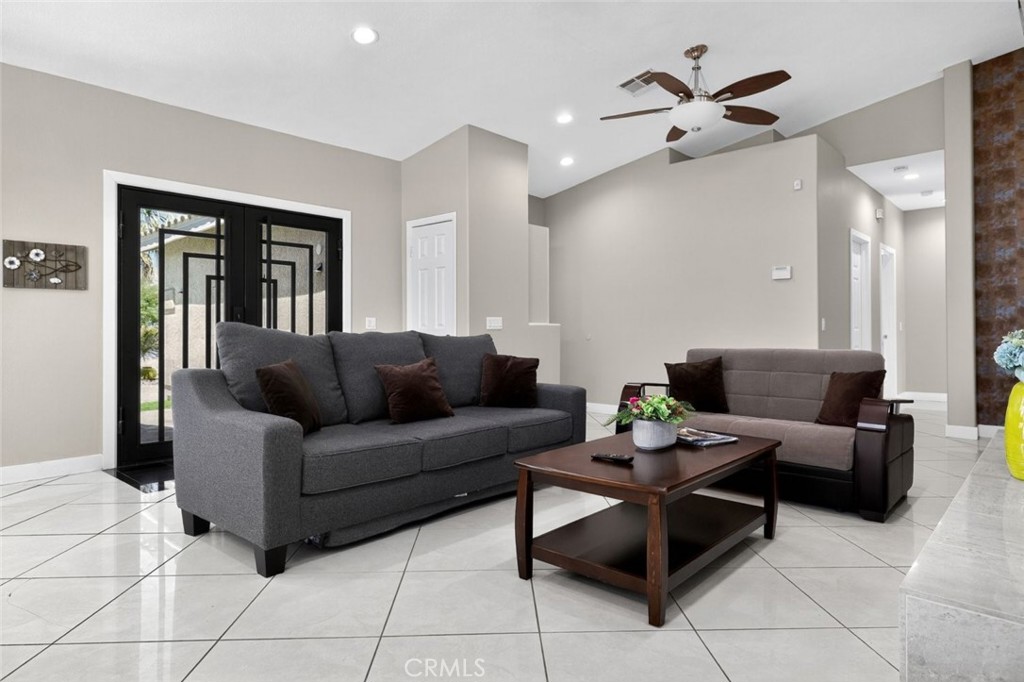 Dessert Hot Springs - Residential