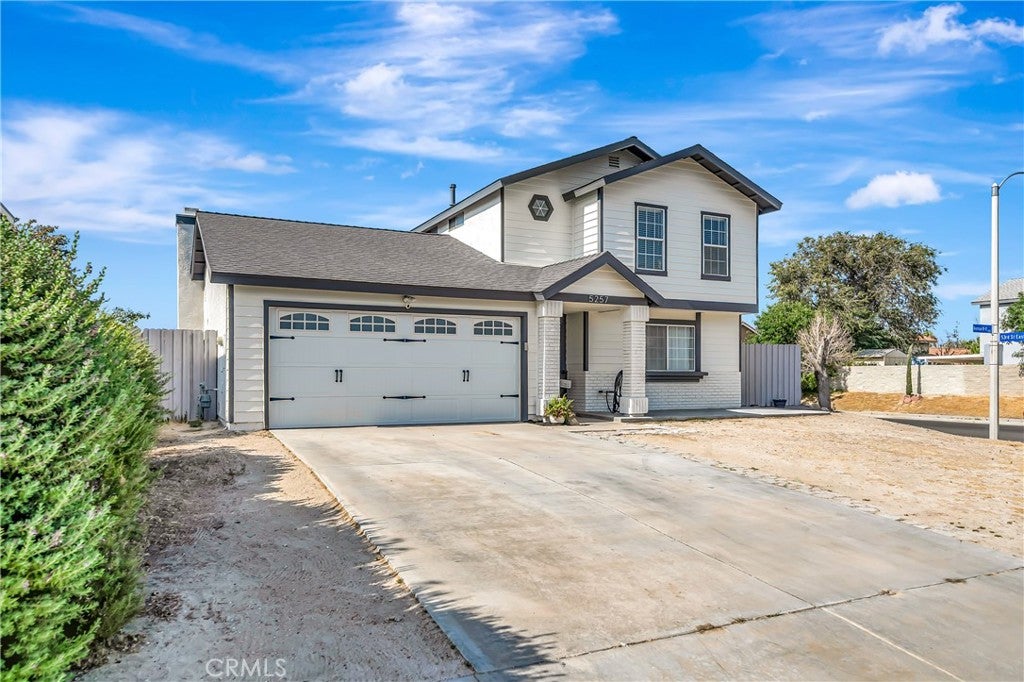 5257 E Avenue R11