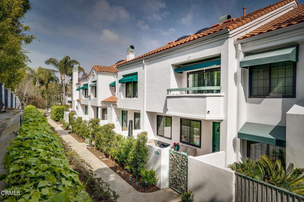 Pacific Ranch Townhomes - Residential