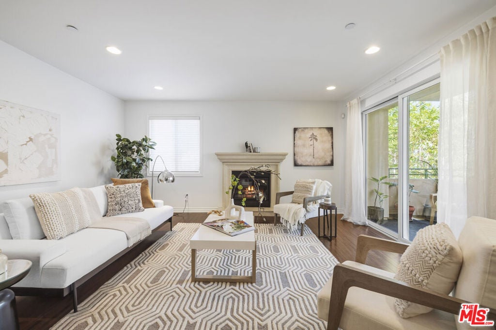 305 Arnaz Drive 303