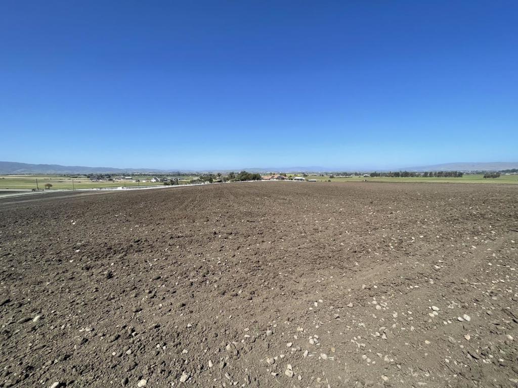 1810 Santa Ana Valley Road