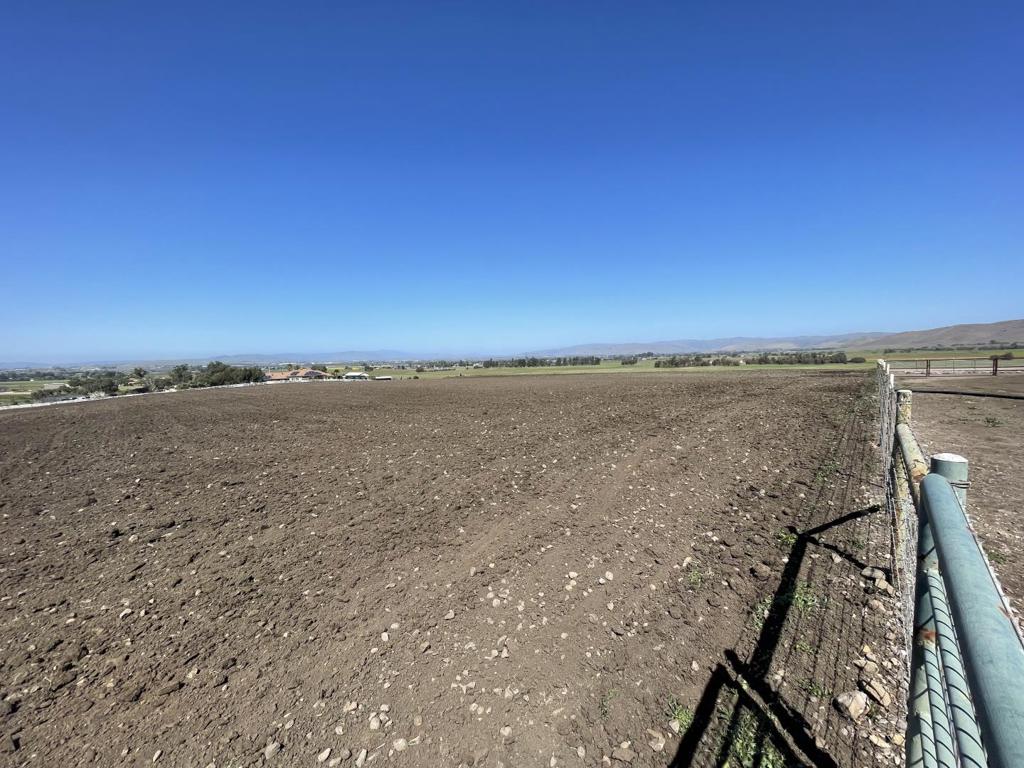 1810 Santa Ana Valley Road