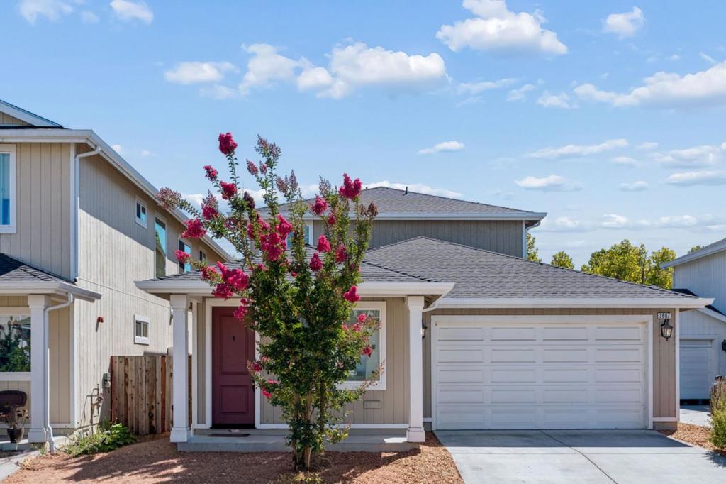 3807 Louis Krohn Drive
