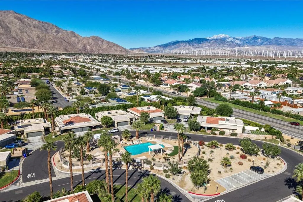Palm Springs, California 92262, United States, 2 Bedrooms Bedrooms, ,2 BathroomsBathrooms,Residential,Active,256340