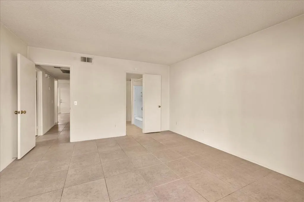 Palm Springs, California 92262, United States, 2 Bedrooms Bedrooms, ,2 BathroomsBathrooms,Residential,Active,256340