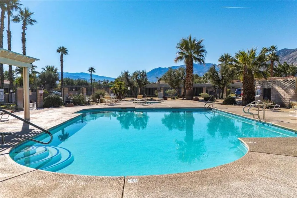 Palm Springs, California 92262, United States, 2 Bedrooms Bedrooms, ,2 BathroomsBathrooms,Residential,Active,256340