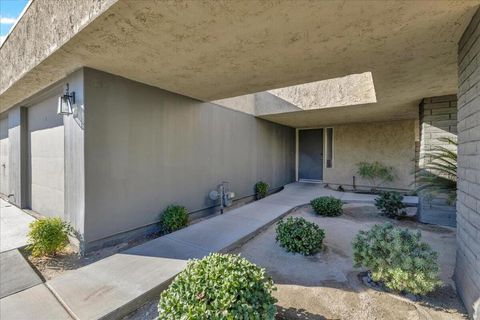 Photo of 3081 Sunflower Circle W, Palm Springs, CA 92262 (MLS # 219140046DA)