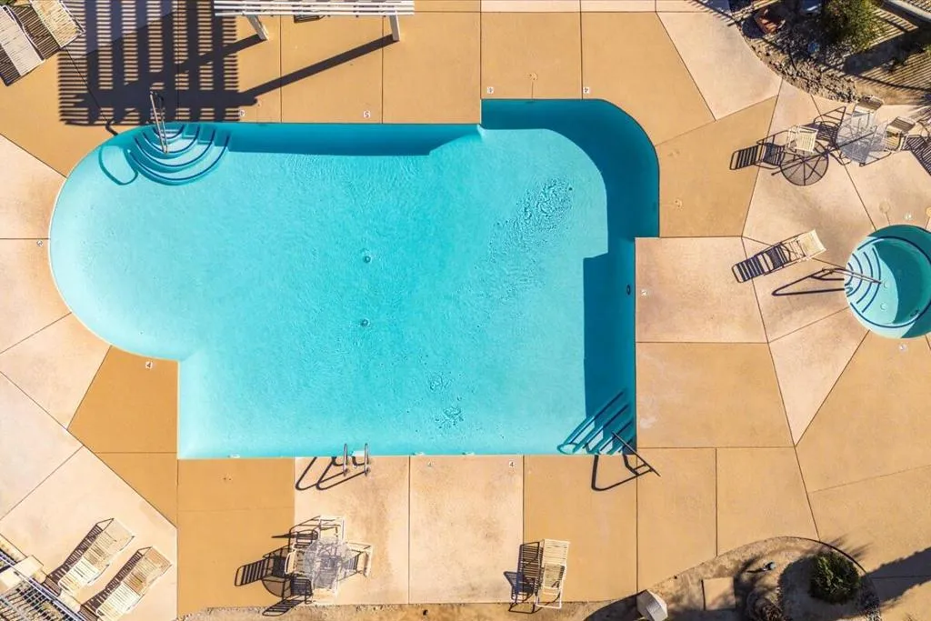 Palm Springs, California 92262, United States, 2 Bedrooms Bedrooms, ,2 BathroomsBathrooms,Residential,Active,256340