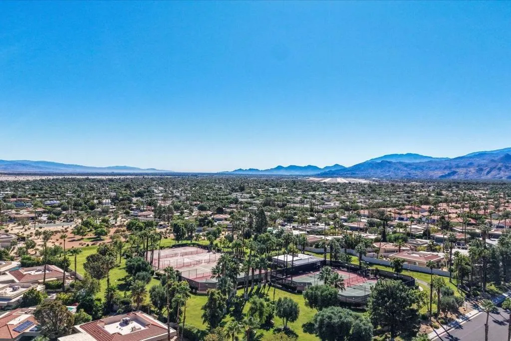 Palm Springs, California 92262, United States, 2 Bedrooms Bedrooms, ,2 BathroomsBathrooms,Residential,Active,256340