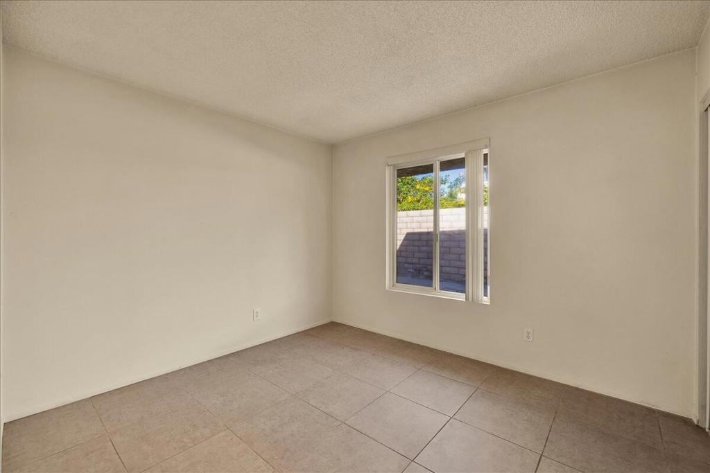 Sunrise Palms - Residential