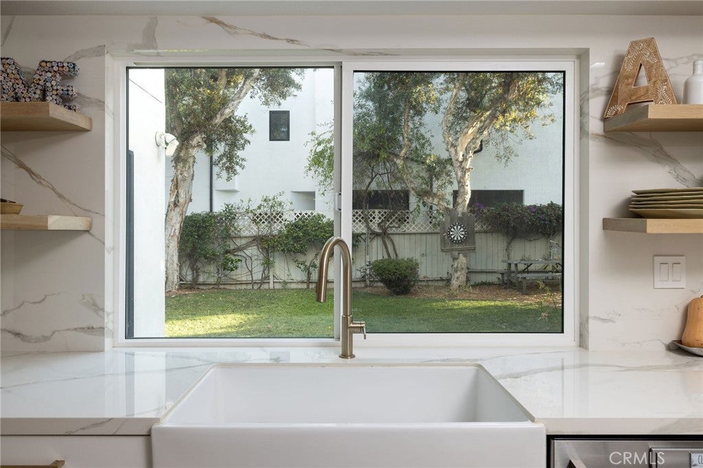 207 21st, Huntington Beach CA 92648 - Photo 23