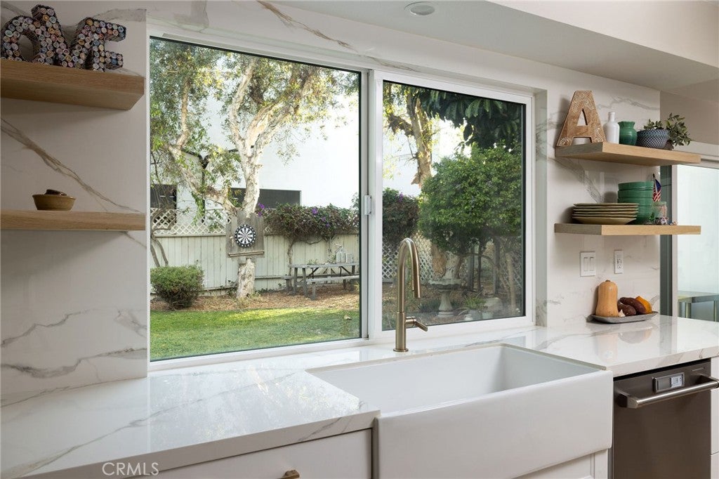 207 21st, Huntington Beach CA 92648 - Photo 22