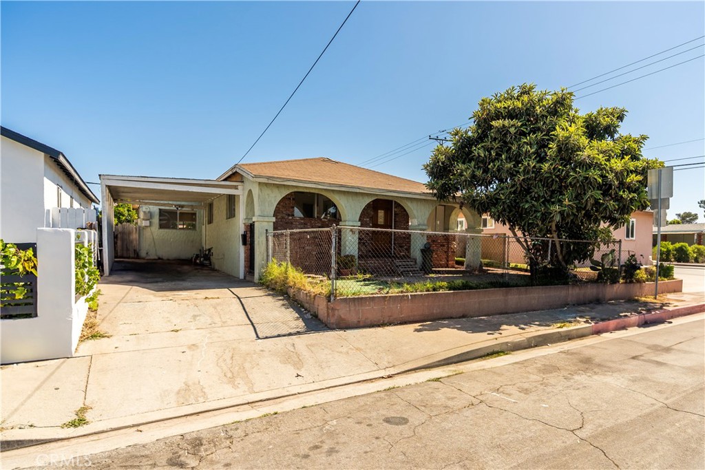 4576 166th Street