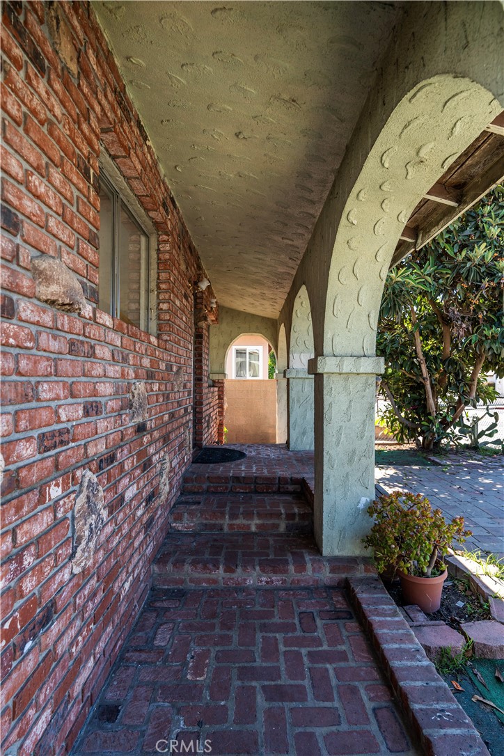 4576 166th Street